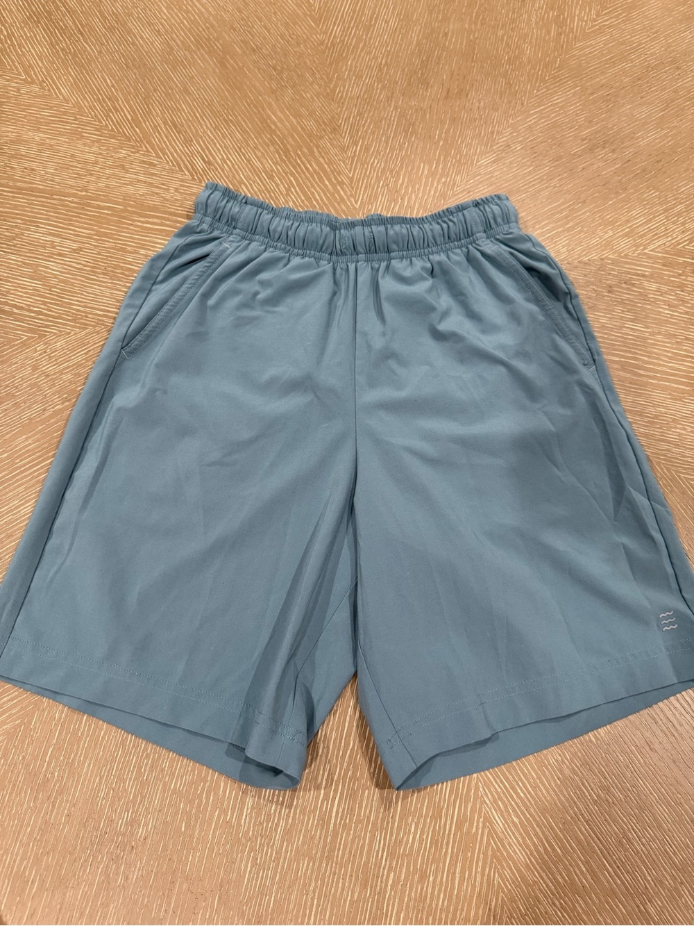 Free Fly Boys Youth Size Large 14-16 athletic lightweight shorts